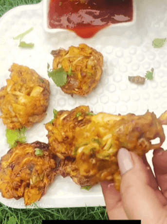 Cabbage Pakode (Fritters) recipe