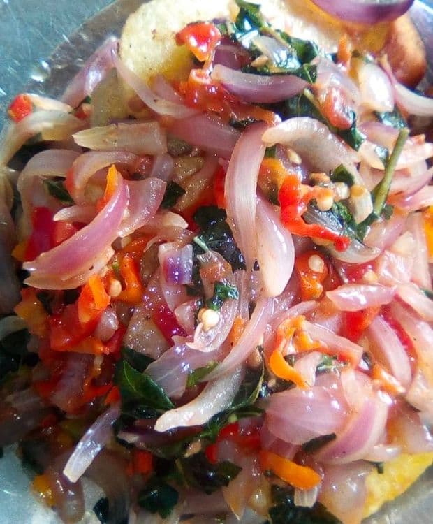 Fried Yam with Tomato and Pepper Sauce recipe