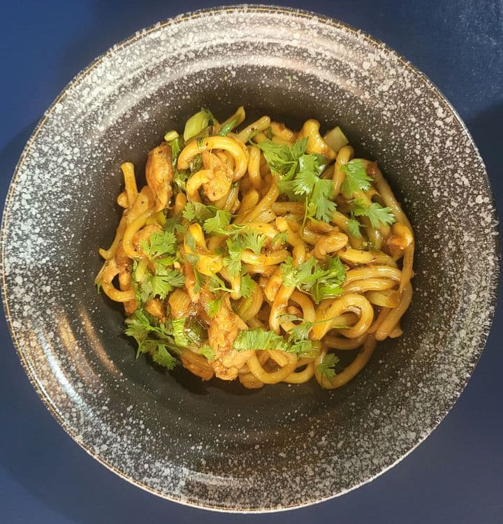 Cashew Nut Chicken & Udon Noodle Stir Fry recipe