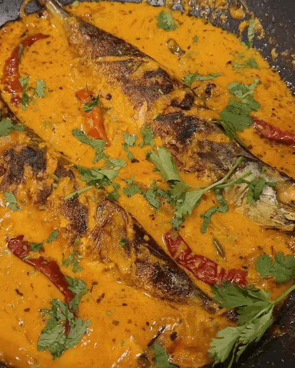 Ayala (Mackerel) Curry with Green Mangoes recipe