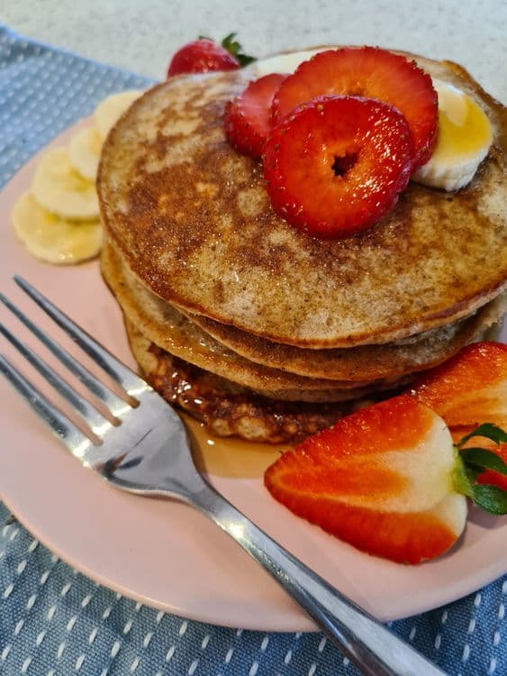 Healthy Banana Oatmeal Pancakes  recipe