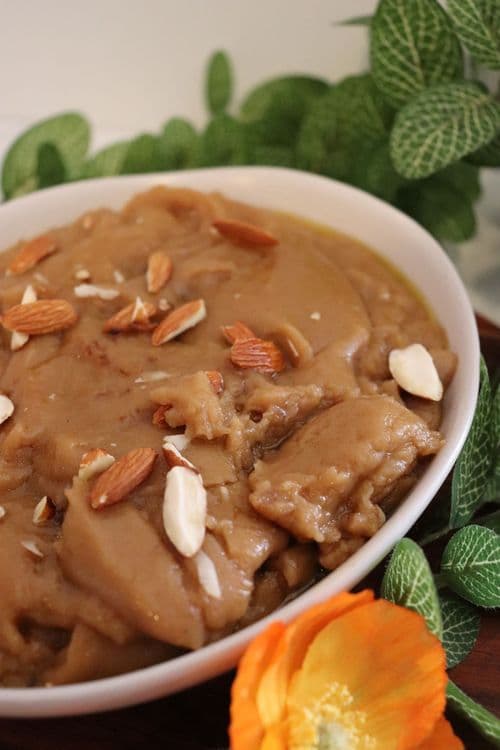 Atta Halwa (Wheat flour Pudding) recipe