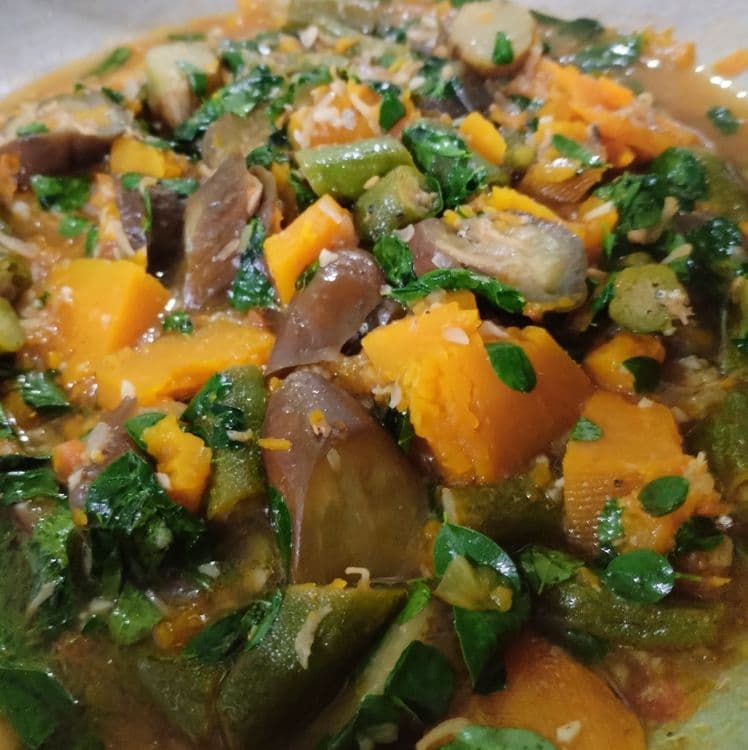 Ginisang Gulay with Dried Dilis Silag recipe