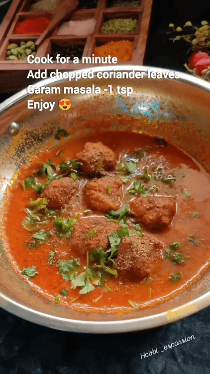 Lauki/Ghiya Kofta in Desi Gravy recipe