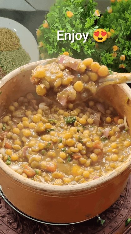 Delhi Street Style Matar Kulcha recipe