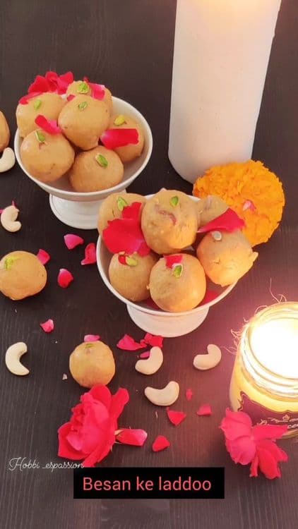 Besan ke Laddu recipe