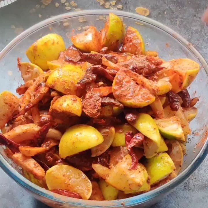 3 Lemon Pickle Recipes / नींबू के अचार की 3 विधियां recipe