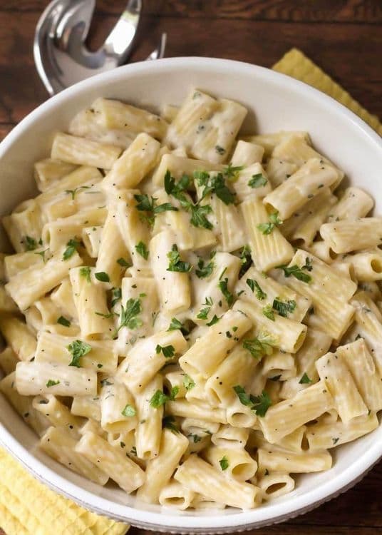 Creamy White Sauce Pasta recipe
