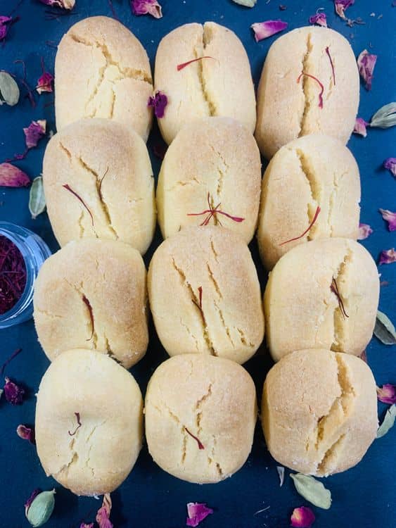 Nankhatai (Indian Shortbread Cookies) recipe