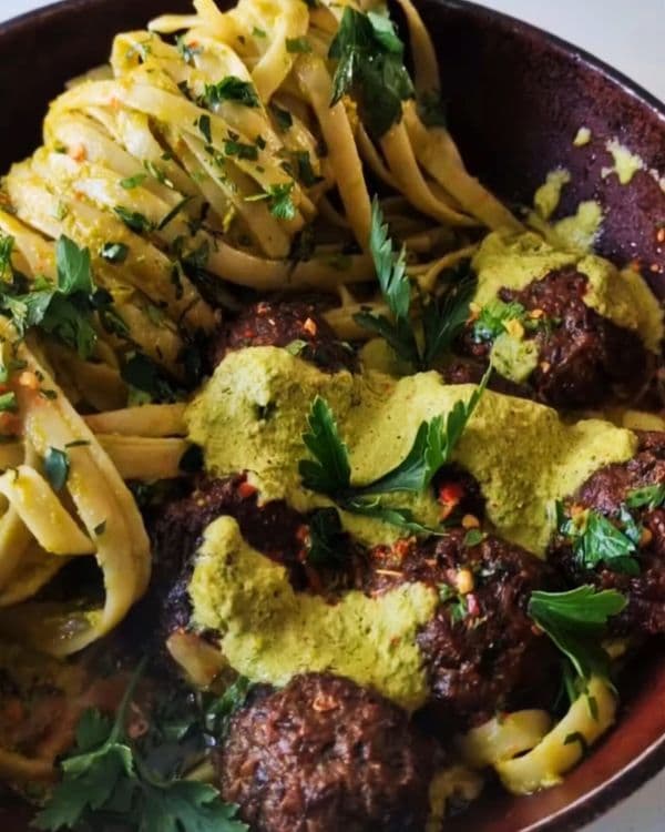Lentil No-Meatballs with Linguine and Pesto recipe