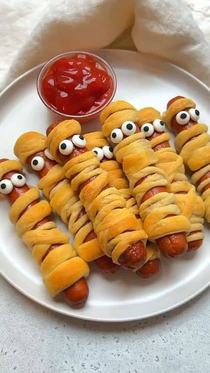 Halloween Mummy Dogs recipe